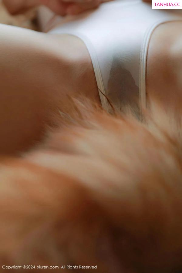 豆瓣酱  [XiuRen]高清写真图 2024.03.15 No.8243 豆瓣酱 性感美臀第21张图片